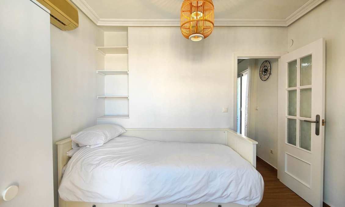 Wiederverkauf - Wohnung -
Torrevieja - Costa Blanca