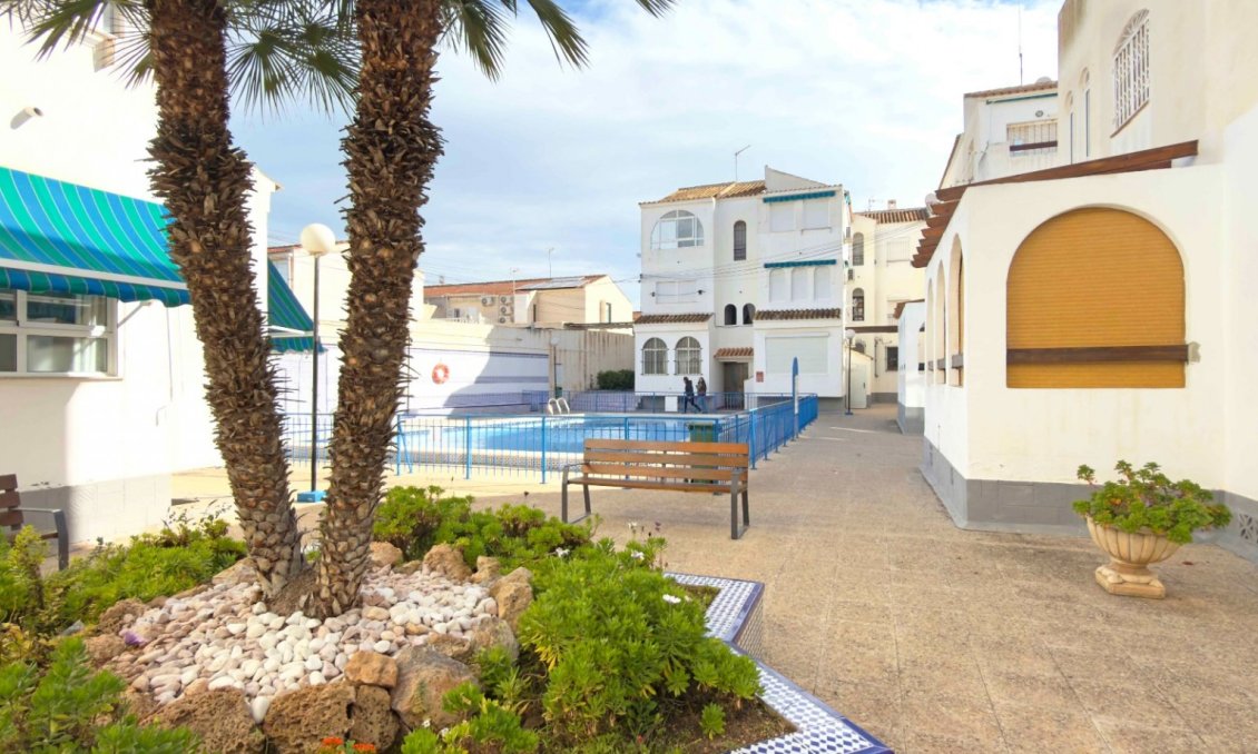 Wiederverkauf - Wohnung -
Torrevieja - Costa Blanca