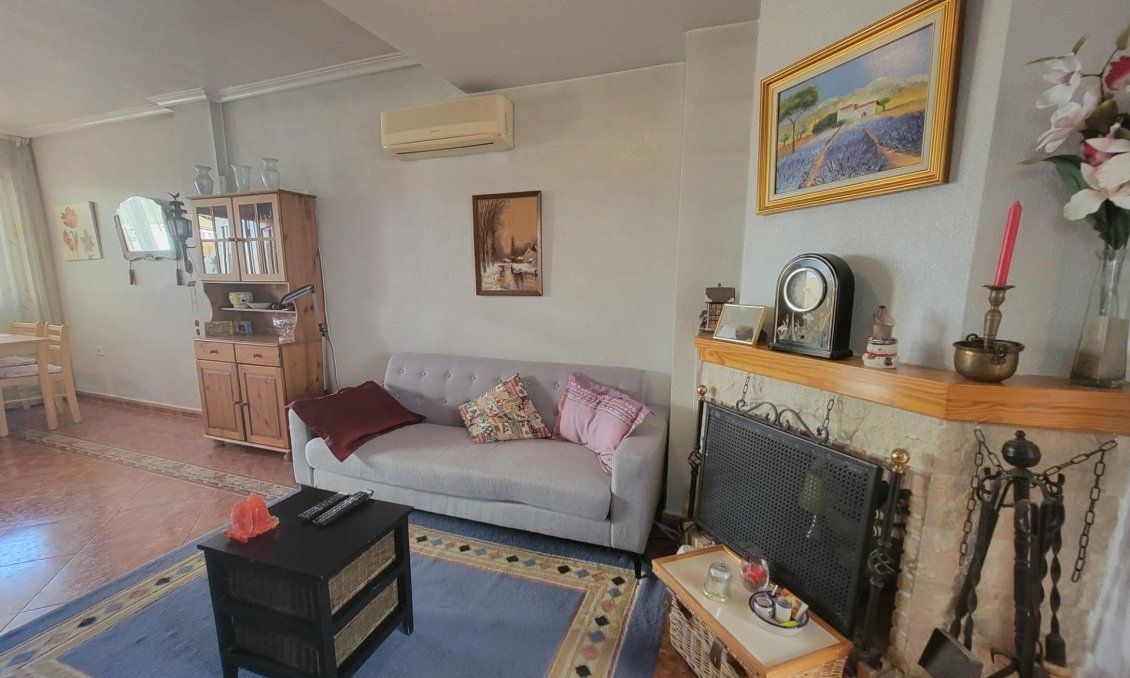 Revânzare - Town House -
Orihuela Costa - Playa Flamenca