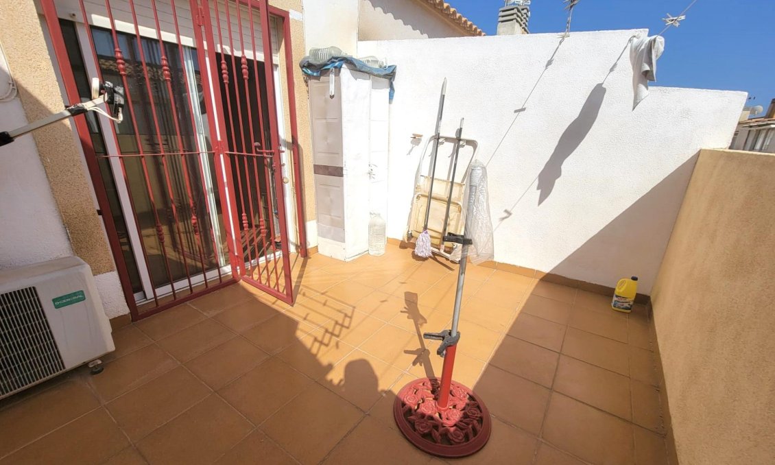 Revânzare - Town House -
Orihuela Costa - Playa Flamenca