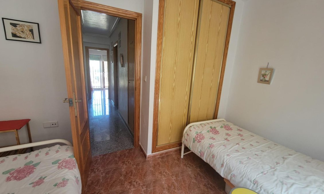 Revânzare - Town House -
Orihuela Costa - Playa Flamenca
