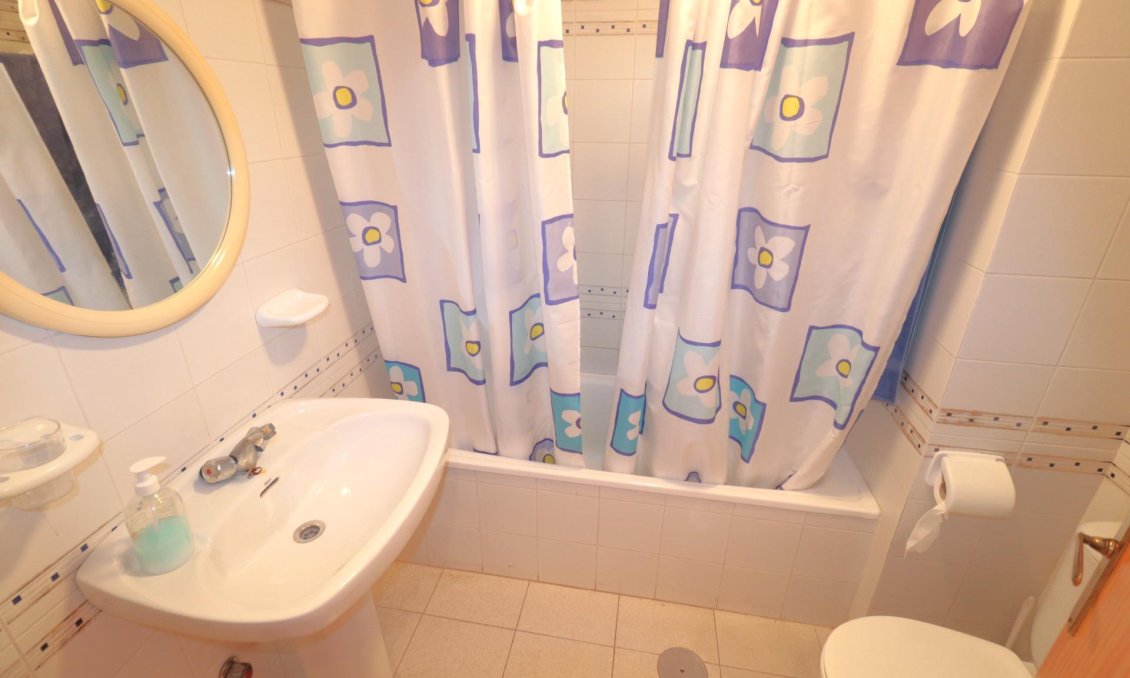 Használt Ingatlanok - Apartman -
Torrevieja - La Veleta