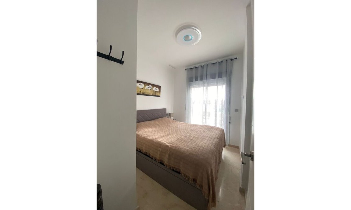 Revânzare - Apartament -
Dehesa de Campoamor - Las Filipinas