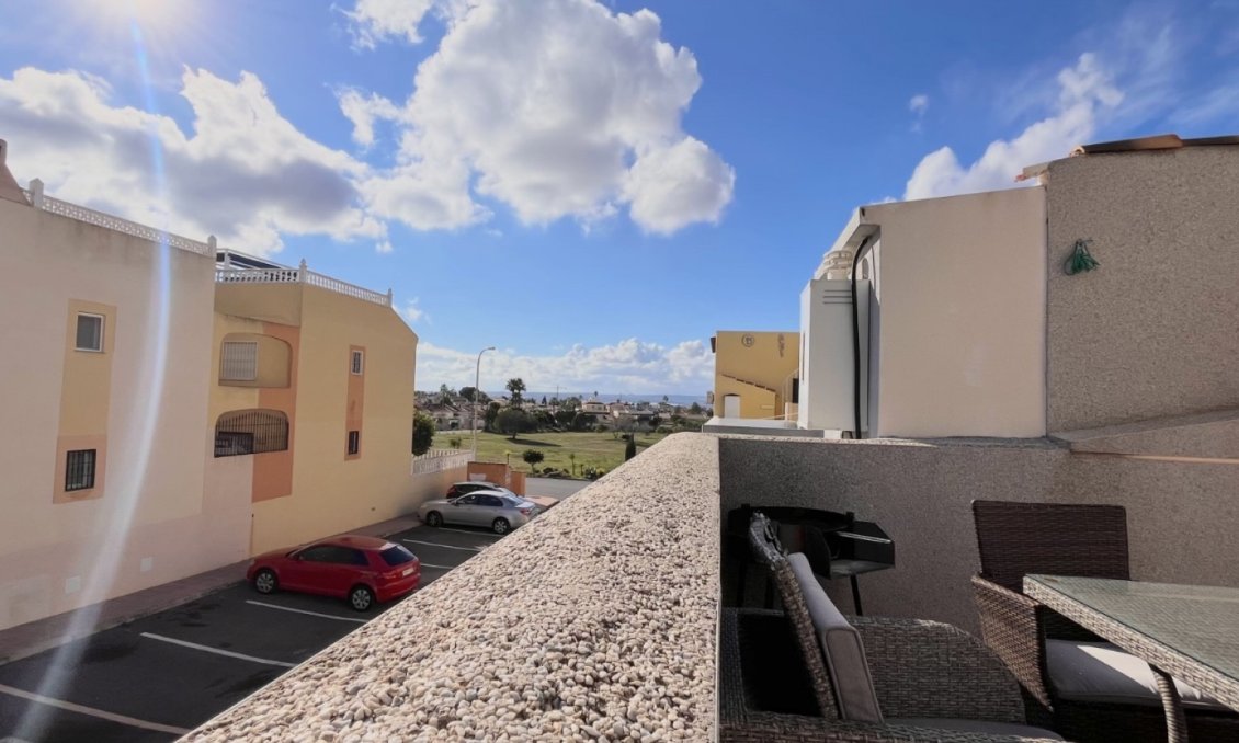 Revânzare - Town House -
Torrevieja - Costa Blanca