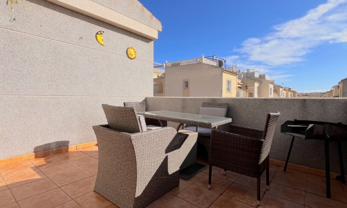 Revânzare - Town House -
Torrevieja - Costa Blanca