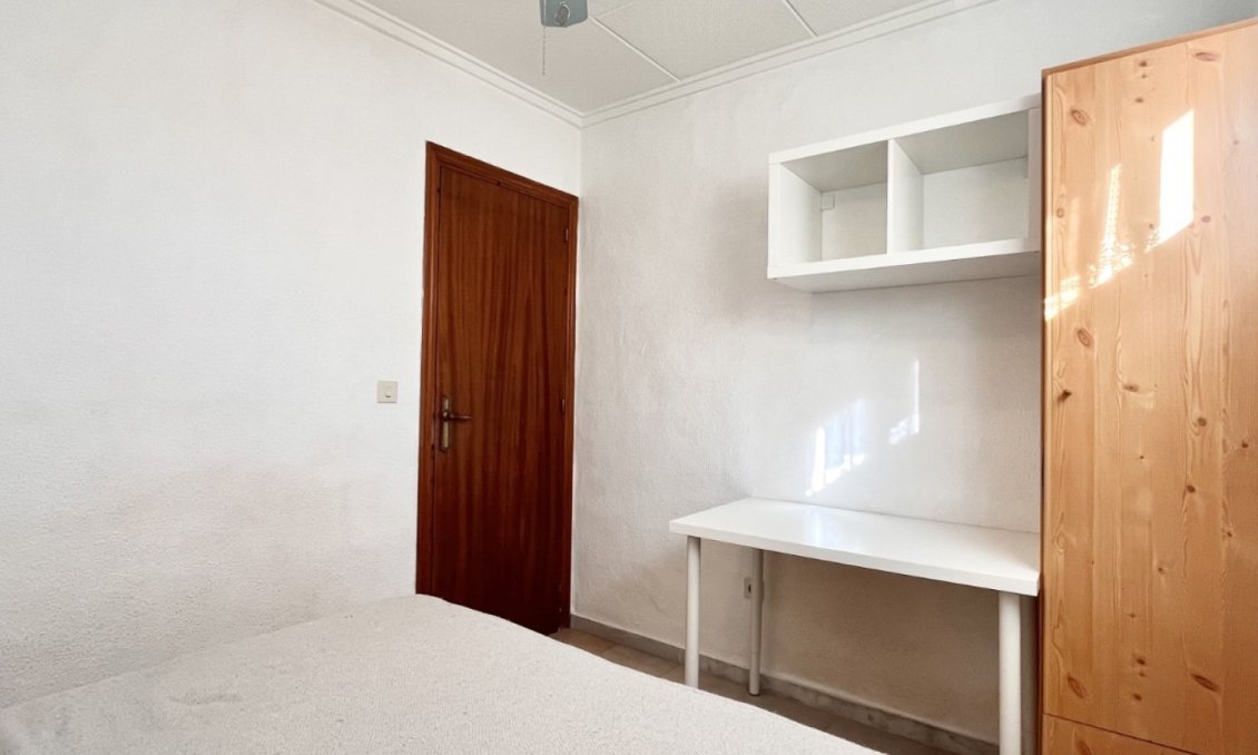 Revânzare - Town House -
Torrevieja - Costa Blanca