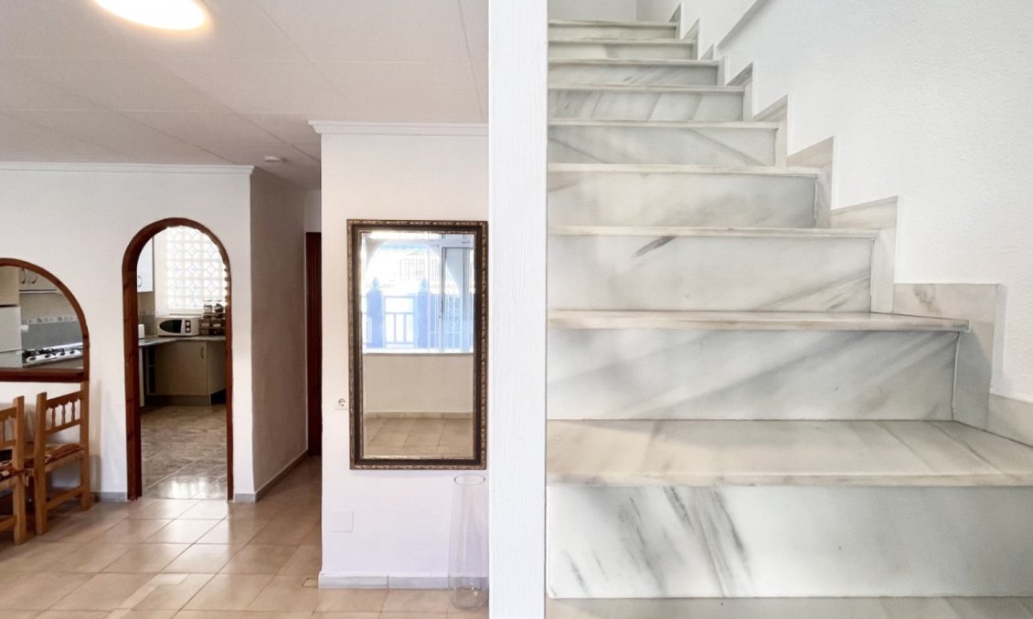 Revânzare - Town House -
Torrevieja - Costa Blanca