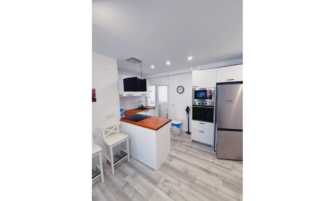 Revente - Appartement -
Torrevieja - Playa del Cura