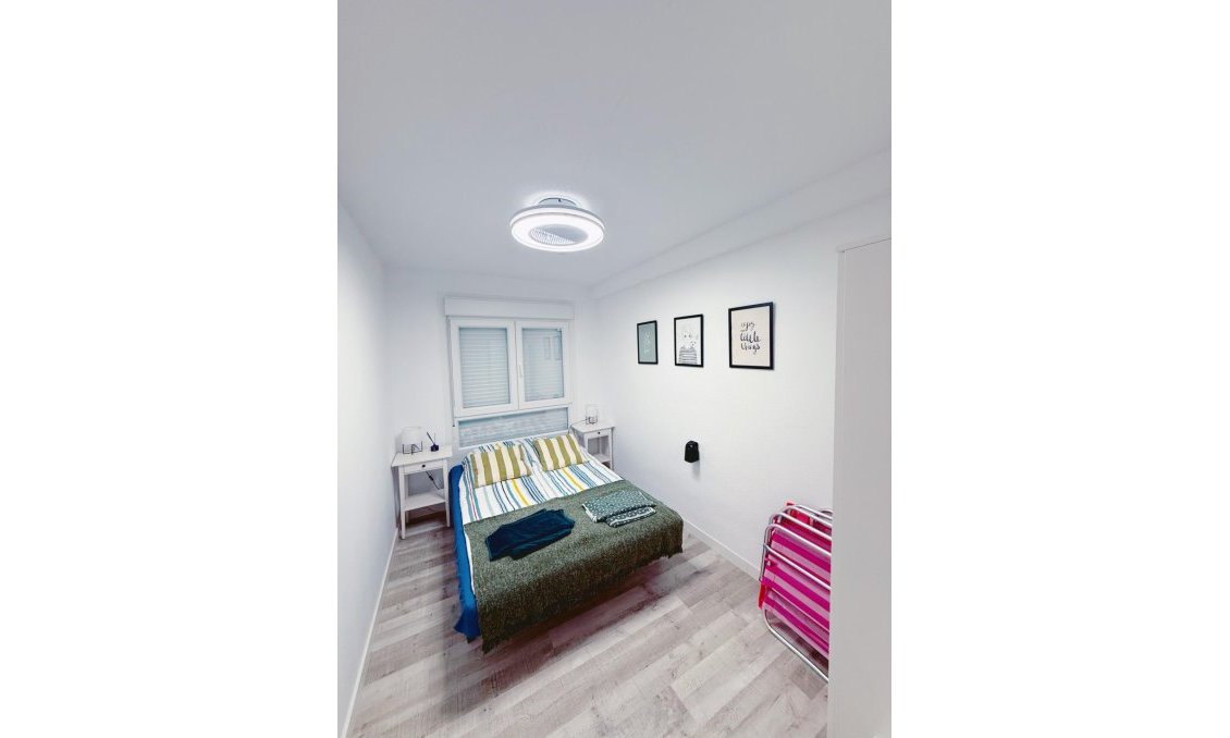 Revente - Appartement -
Torrevieja - Playa del Cura