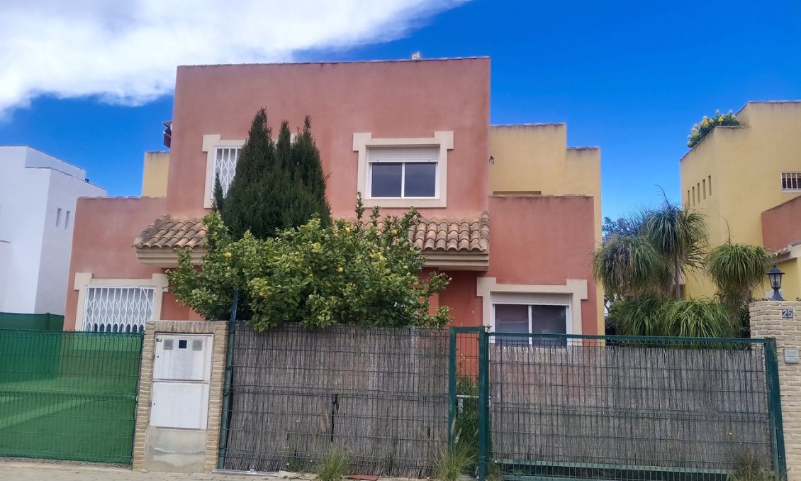 Resale - Semi Detached -
La Tercia Golf Resort - Inland