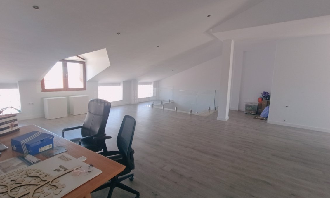 Revente - Town House -
Roldan - Inland