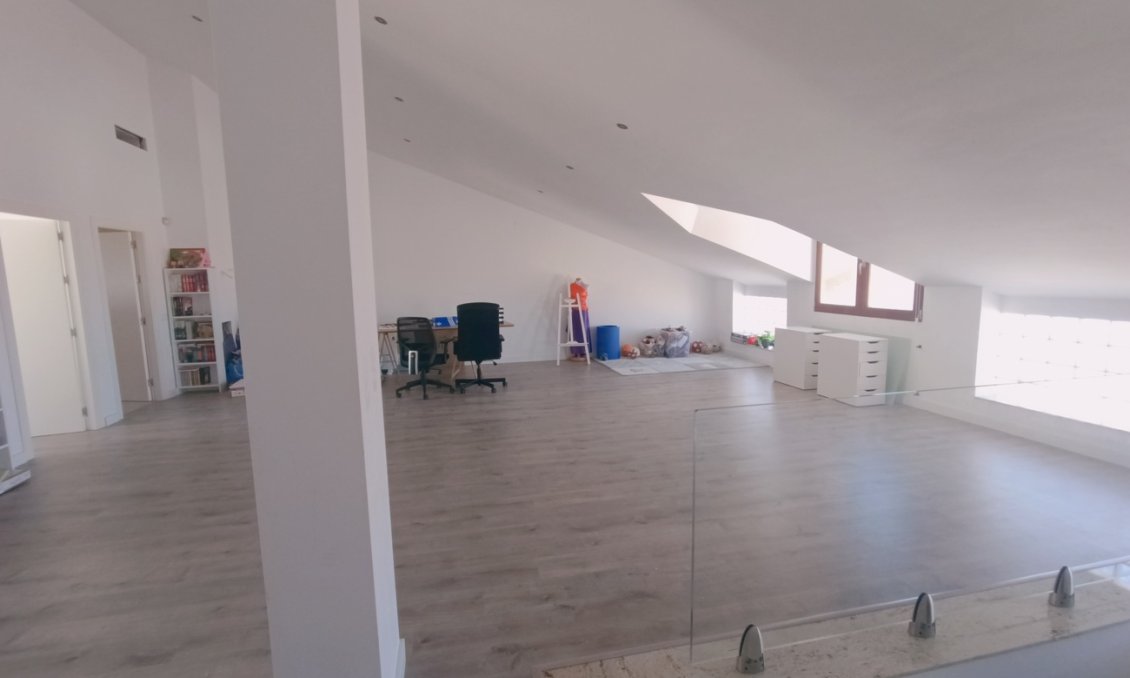 Revente - Town House -
Roldan - Inland