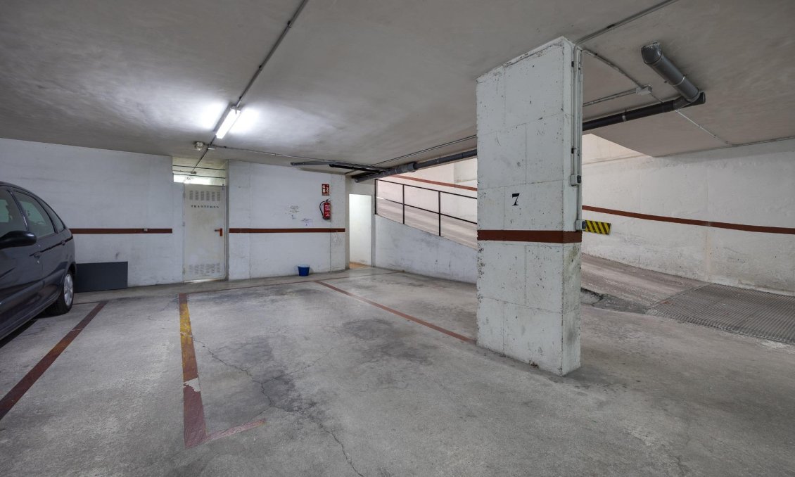 Segunda mano - Apartamento -
Torrevieja - Centro