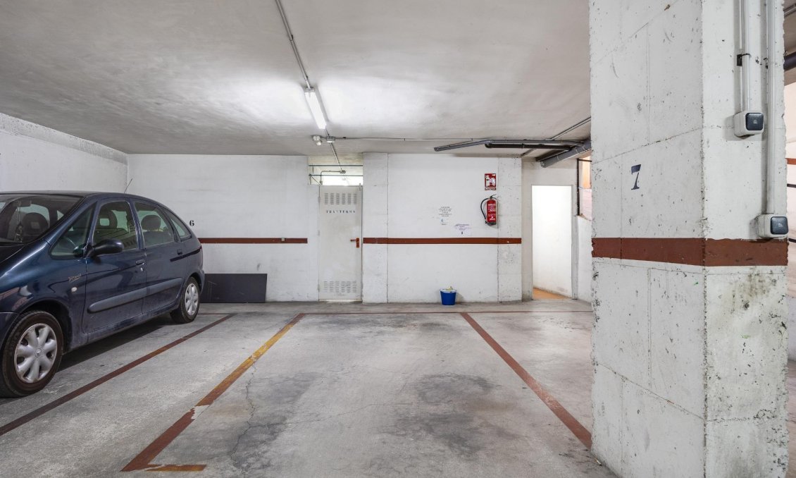 Segunda mano - Apartamento -
Torrevieja - Centro