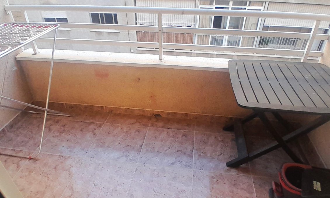Resale - Apartment -
Torrevieja - Centro