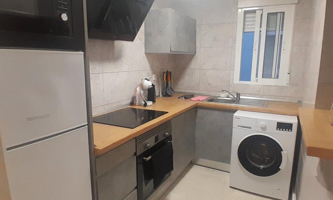 Resale - Apartment -
Torrevieja - Centro