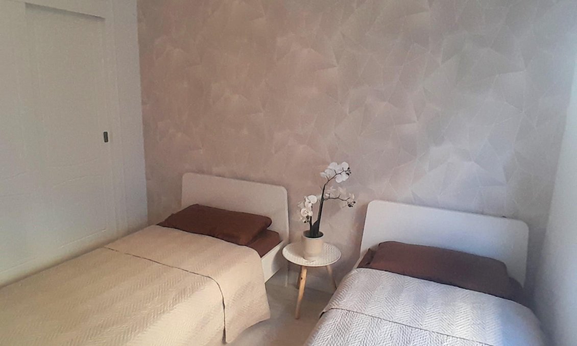 Resale - Apartment -
Torrevieja - Centro