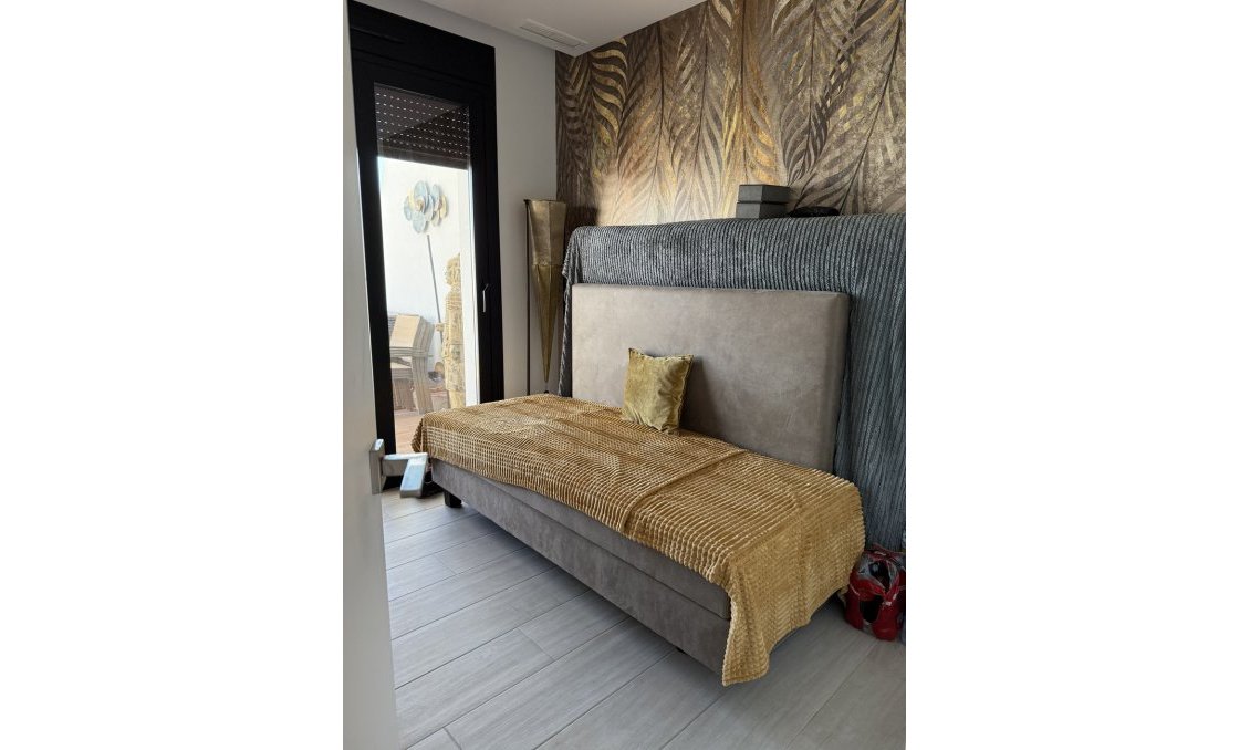 Revânzare - Semi Detached -
Finestrat - Costa Blanca