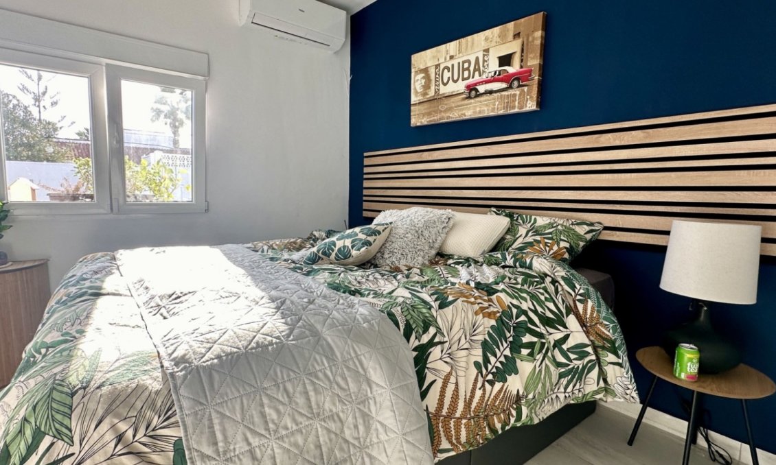 Revânzare - Vilă -
Rojales - Inland