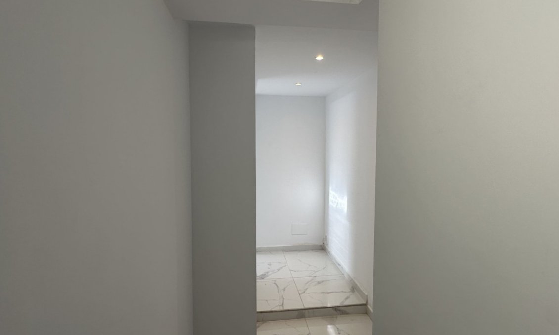 Revânzare - Vilă -
Rojales - Inland