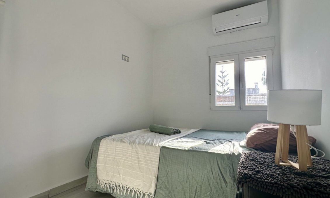 Revânzare - Vilă -
Rojales - Inland