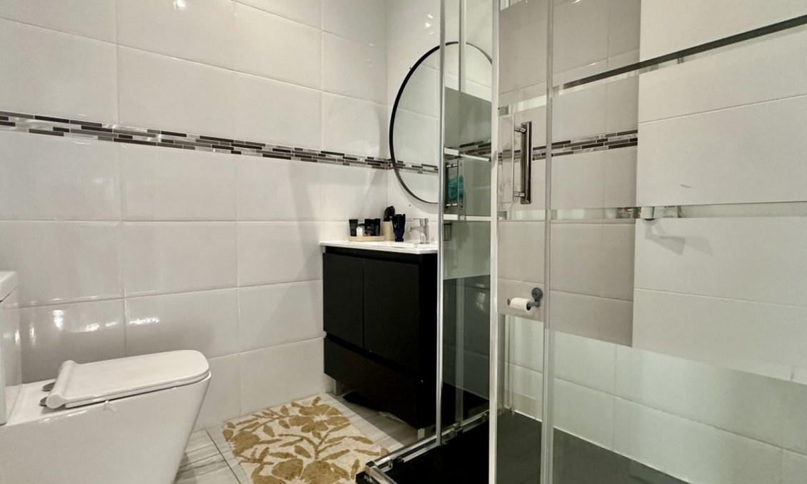 Revânzare - Vilă -
Rojales - Inland