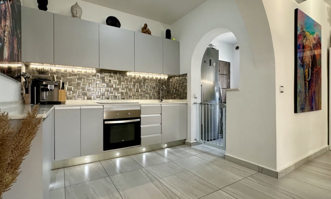 Revânzare - Vilă -
Rojales - Inland