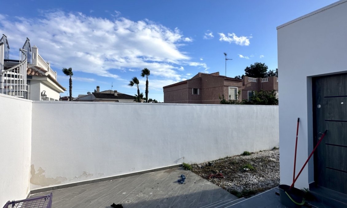 Revânzare - Vilă -
Rojales - Inland