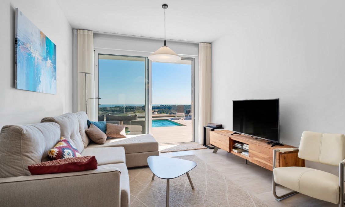 Resale - Villa -
San Miguel de Salinas - Inland