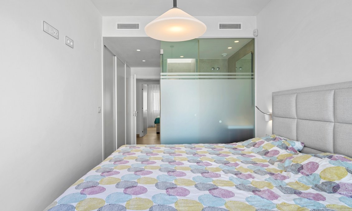 Resale - Villa -
San Miguel de Salinas - Inland