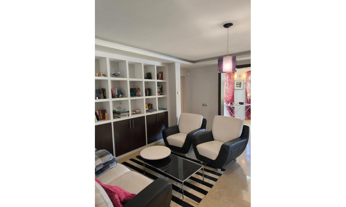 Revânzare - Vilă -
Torrevieja - La Siesta