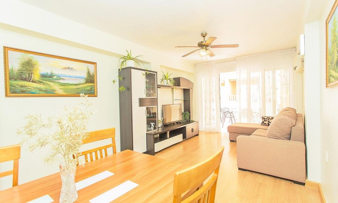 Wiederverkauf - Wohnung -
Torrevieja - Playa del Cura