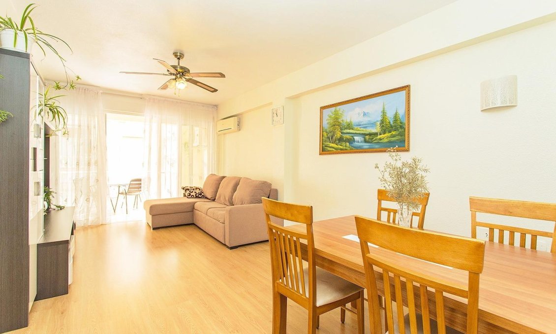 Wiederverkauf - Wohnung -
Torrevieja - Playa del Cura