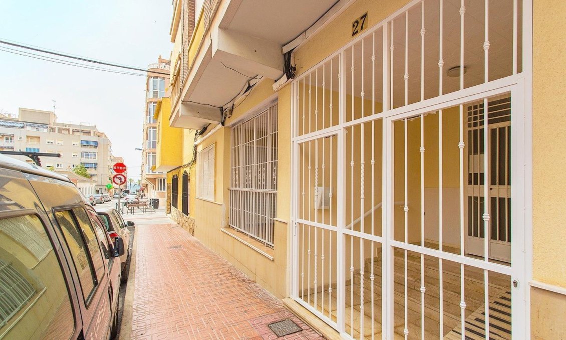 Wiederverkauf - Wohnung -
Torrevieja - Playa del Cura