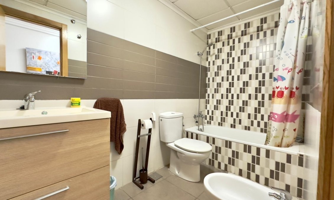 Revente - Appartement -
Torrevieja