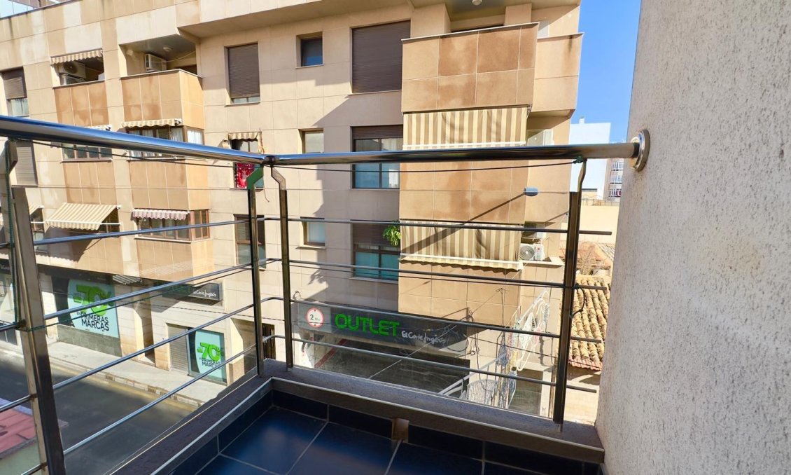 Revente - Appartement -
Torrevieja