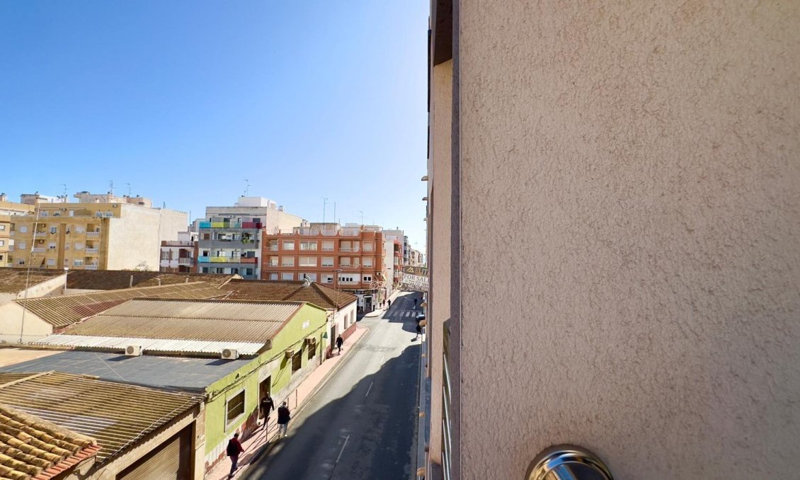 Revente - Appartement -
Torrevieja