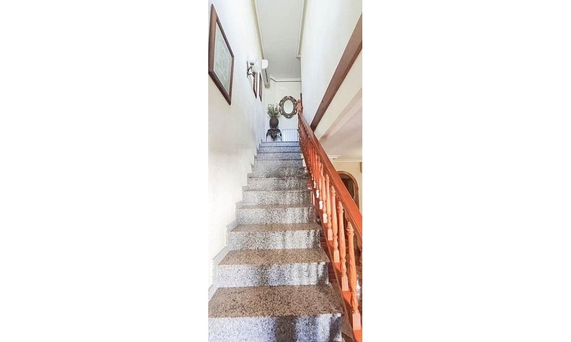 Revânzare - Town House -
Torrevieja - Los Altos