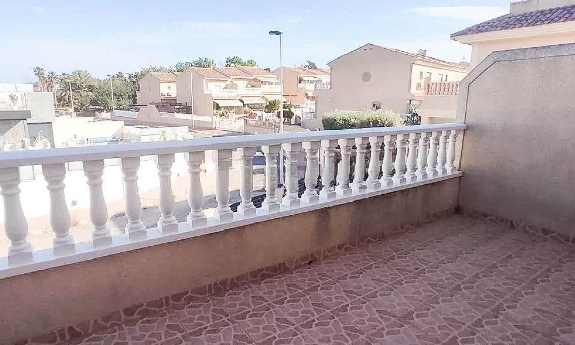 Revânzare - Town House -
Torrevieja - Los Altos