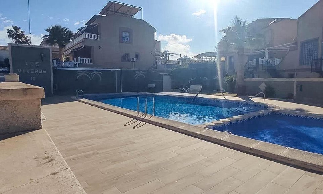 Revânzare - Town House -
Torrevieja - Los Altos