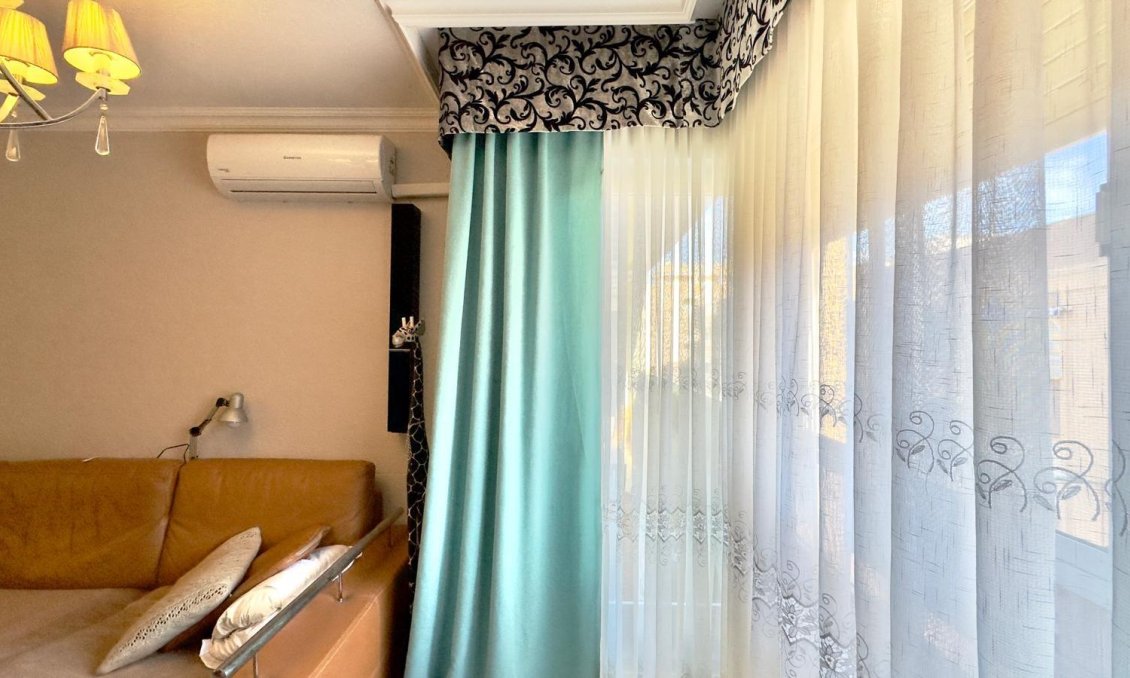 Wiederverkauf - Wohnung -
Torrevieja - Centro