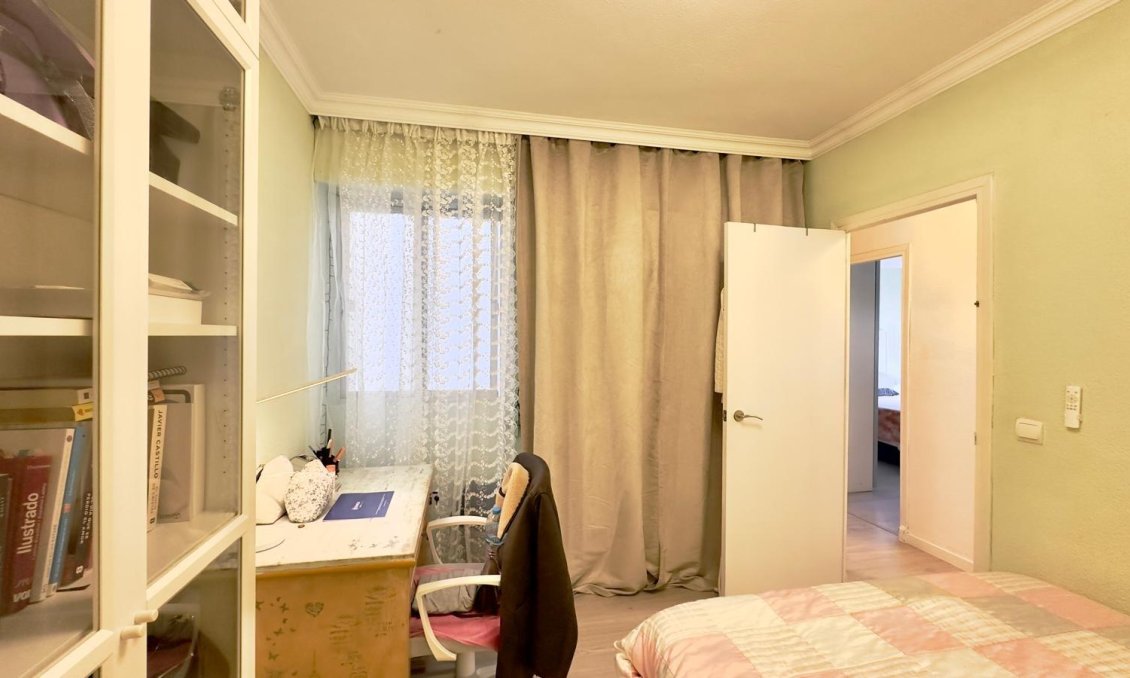 Wiederverkauf - Wohnung -
Torrevieja - Centro