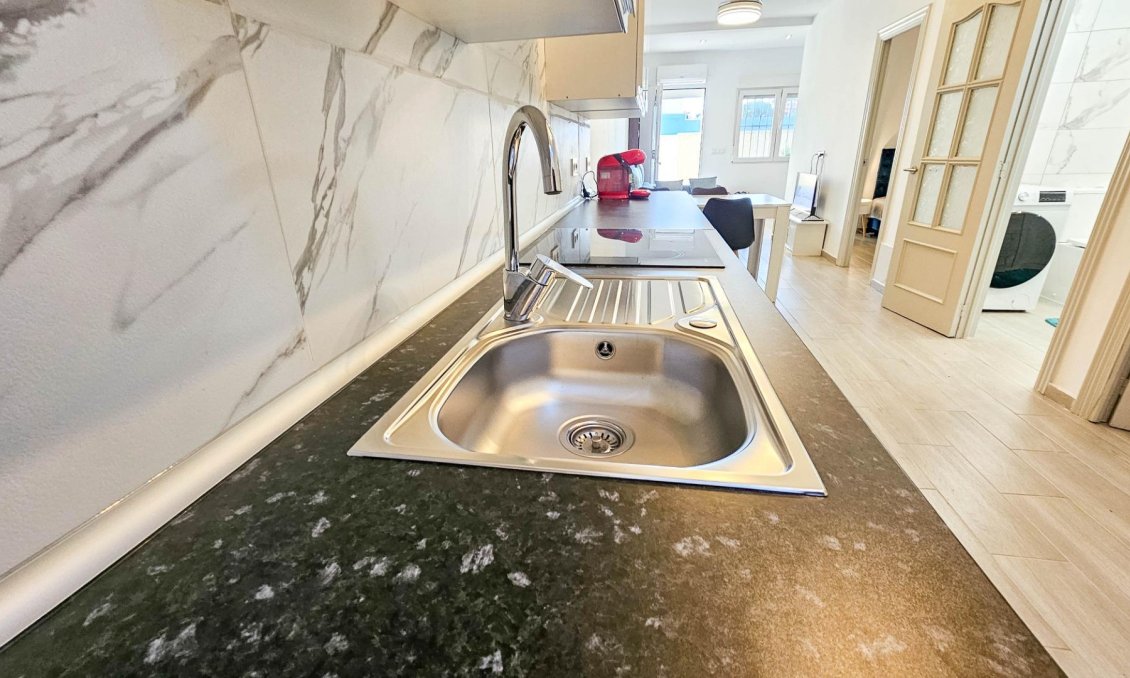 Revânzare - Town House -
Torrevieja - El Limonar