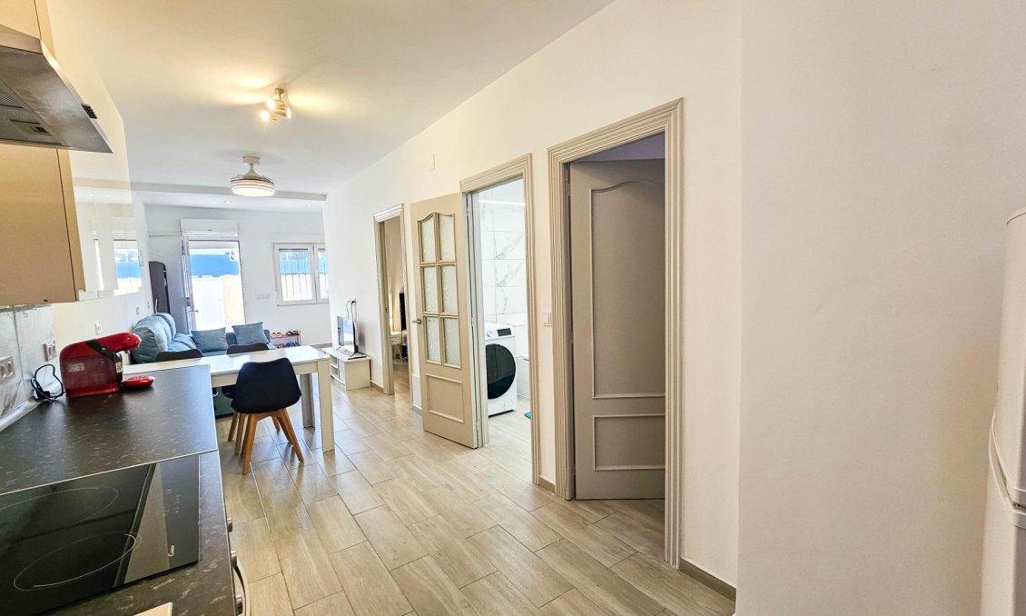 Revânzare - Town House -
Torrevieja - El Limonar