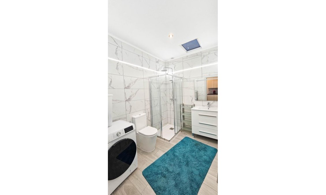 Revânzare - Town House -
Torrevieja - El Limonar