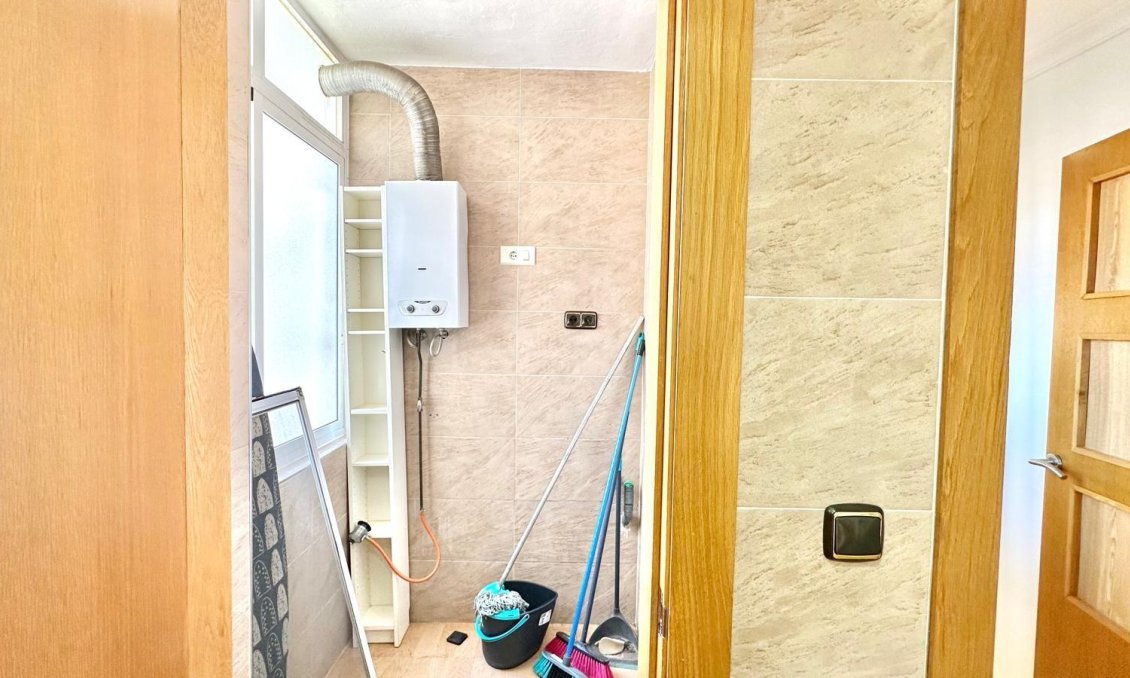 Wiederverkauf - Wohnung -
Torrevieja - Centro