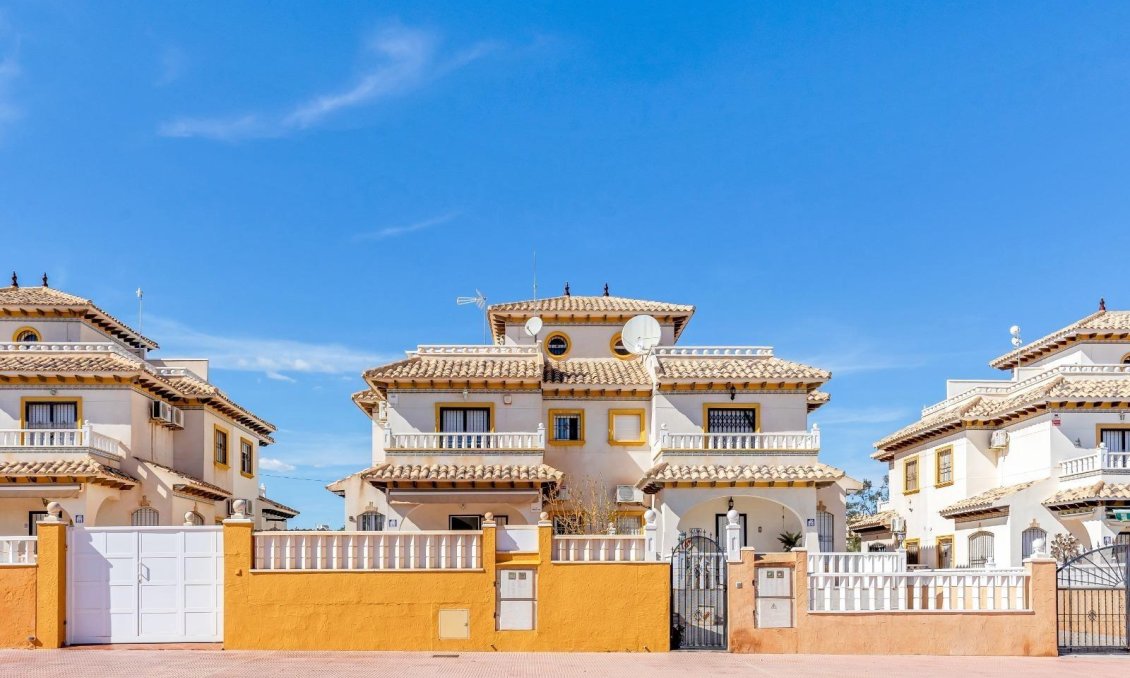 Revente - Semi Detached -
Cabo Roig - Lomas de Cabo Roig