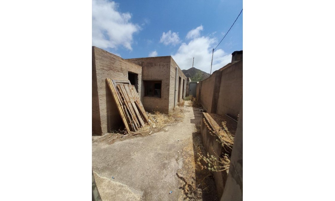 Resale - Town House -
Cartagena - Perín