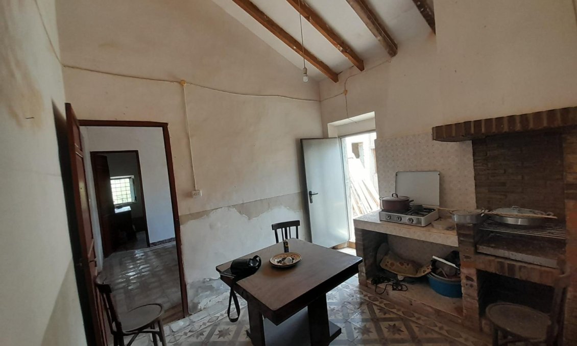 Resale - Town House -
Cartagena - Perín