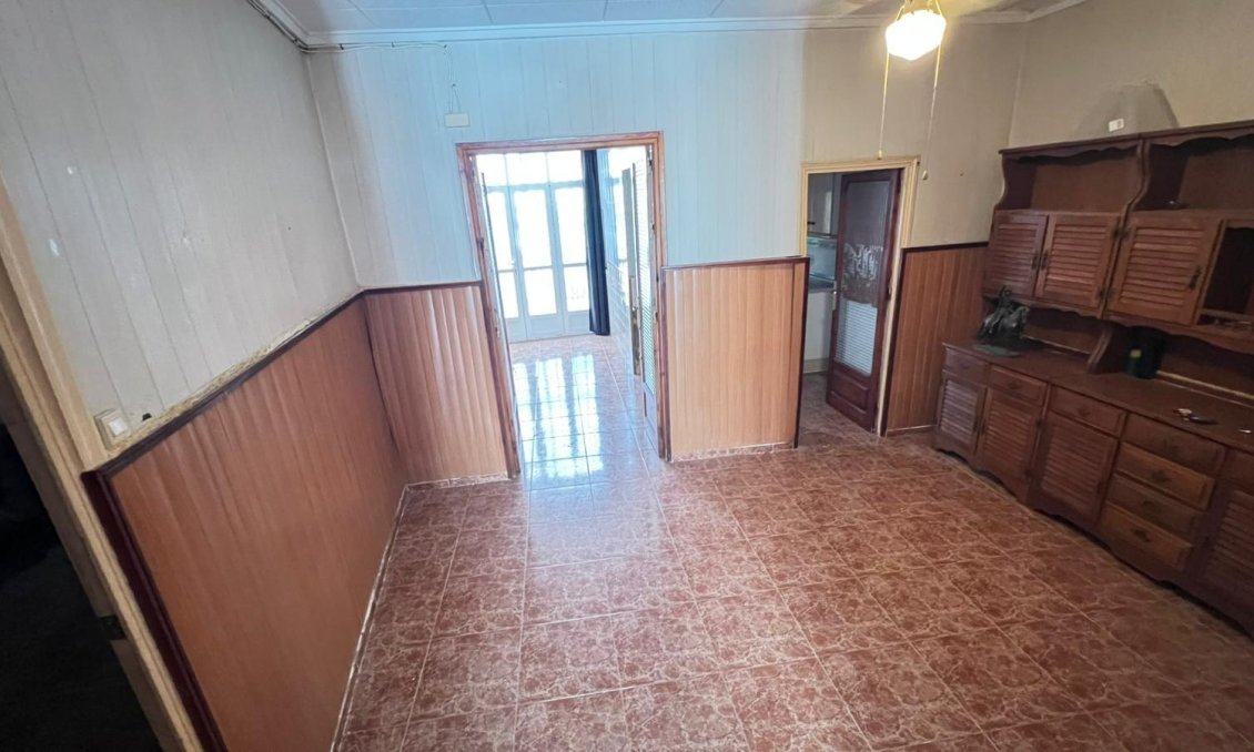 Revânzare - Apartament -
Torrevieja